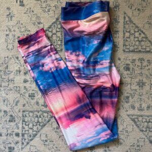 🧡 3/15 PINK Victoria's Secret Ocean/Sky Leggings Women's S/P